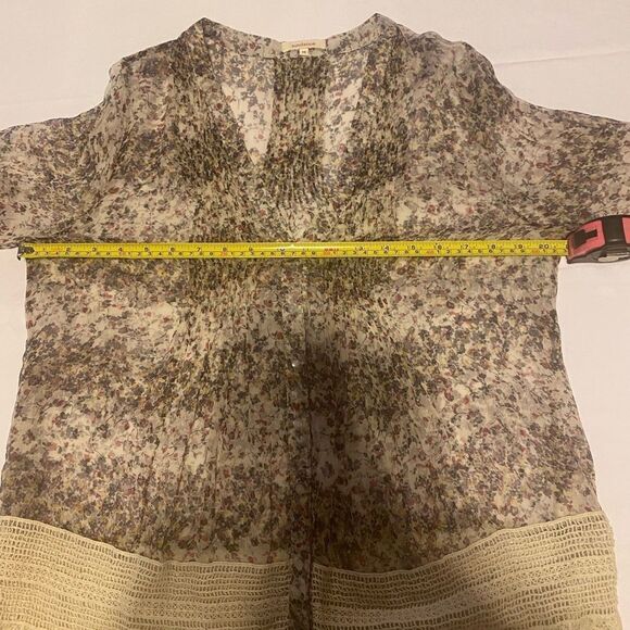 Sundance Sheer Floral Crochet Embroidered Hem Blouse Size Medium NWOT - Picture 10 of 11
